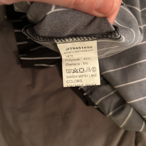 Boston Button-Up - Picture 5 of 5